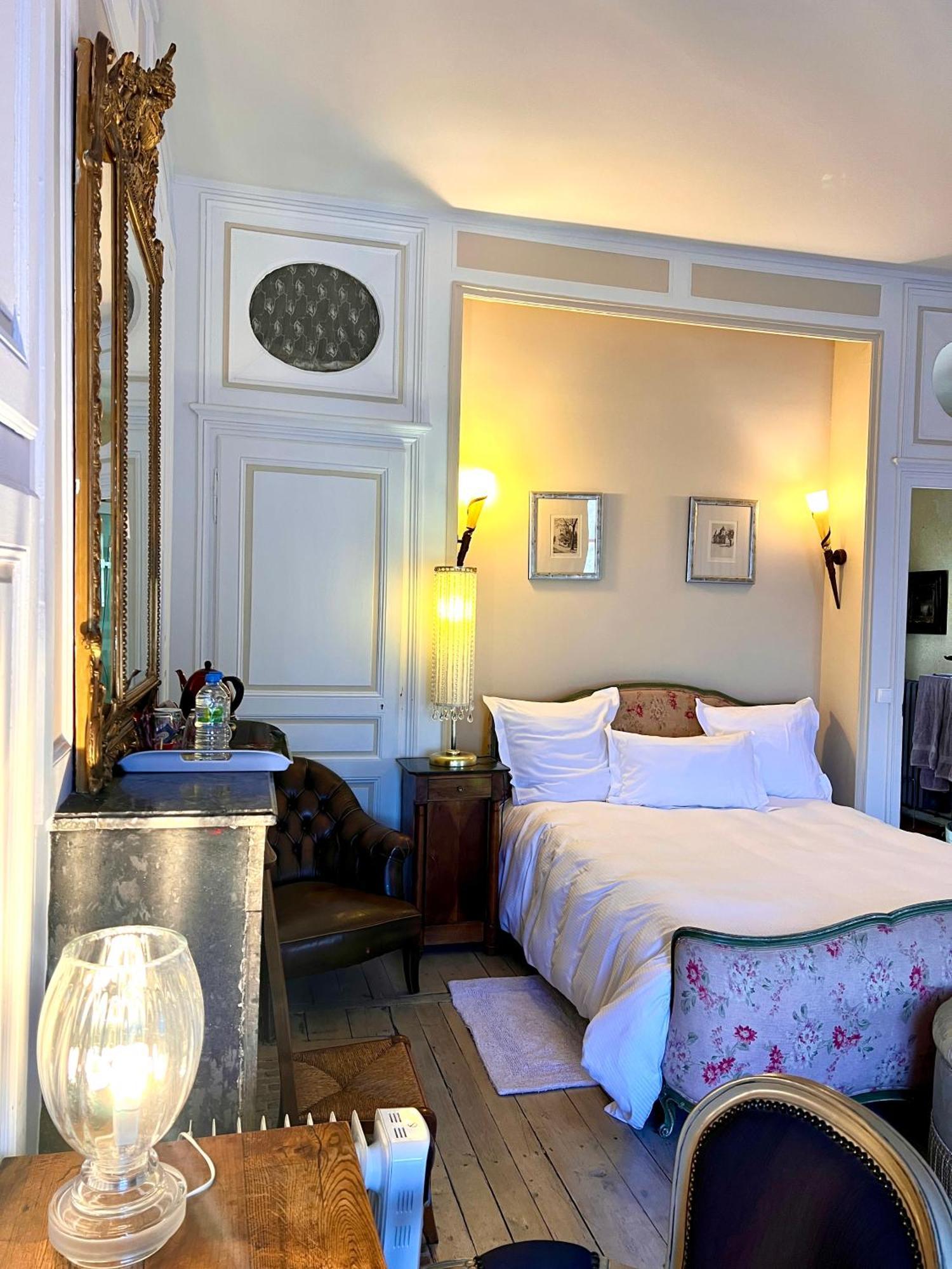 Couette-café Demeure Des Vieux Bains *