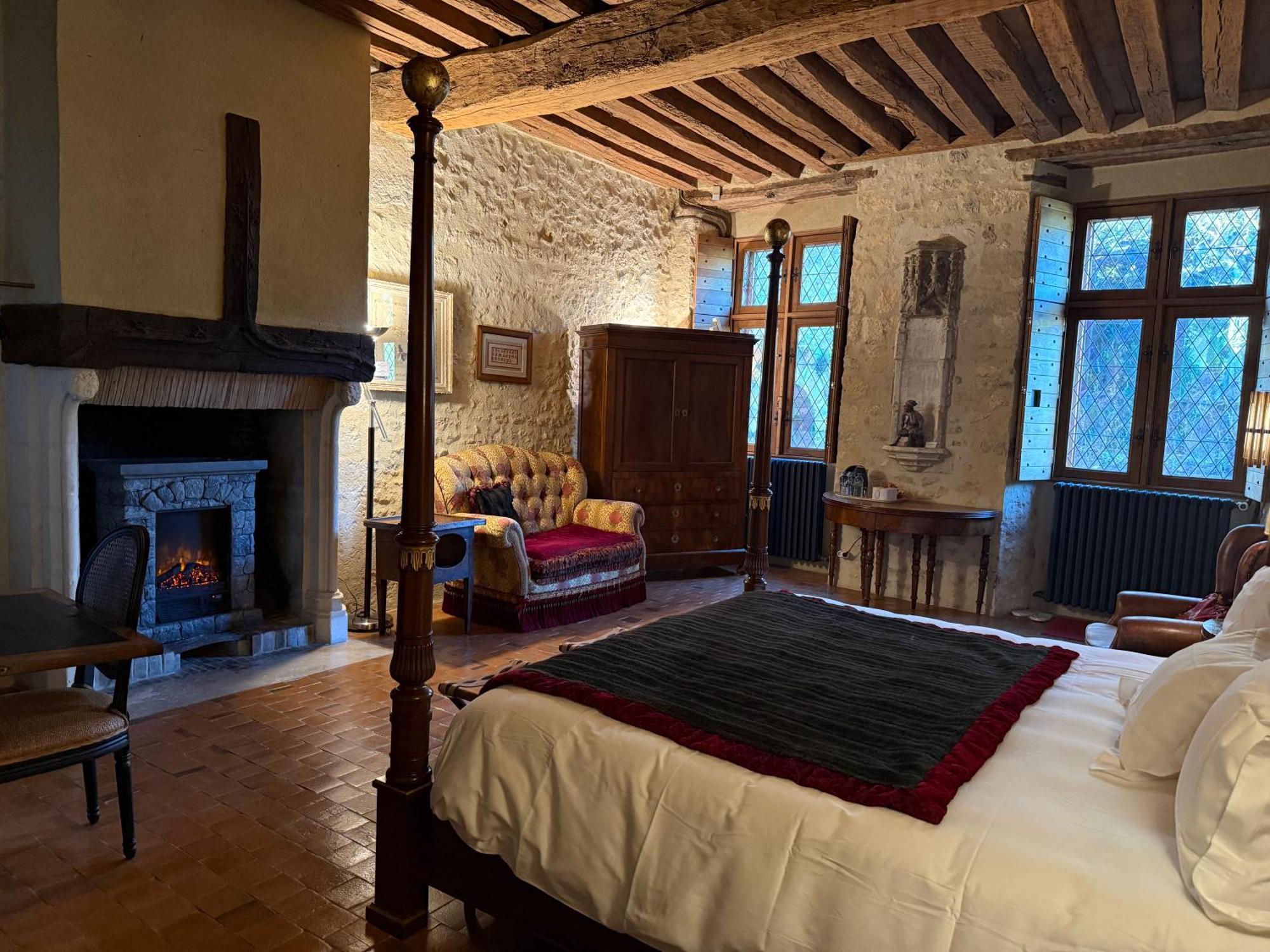 Demeure Des Vieux Bains Bed & Breakfast