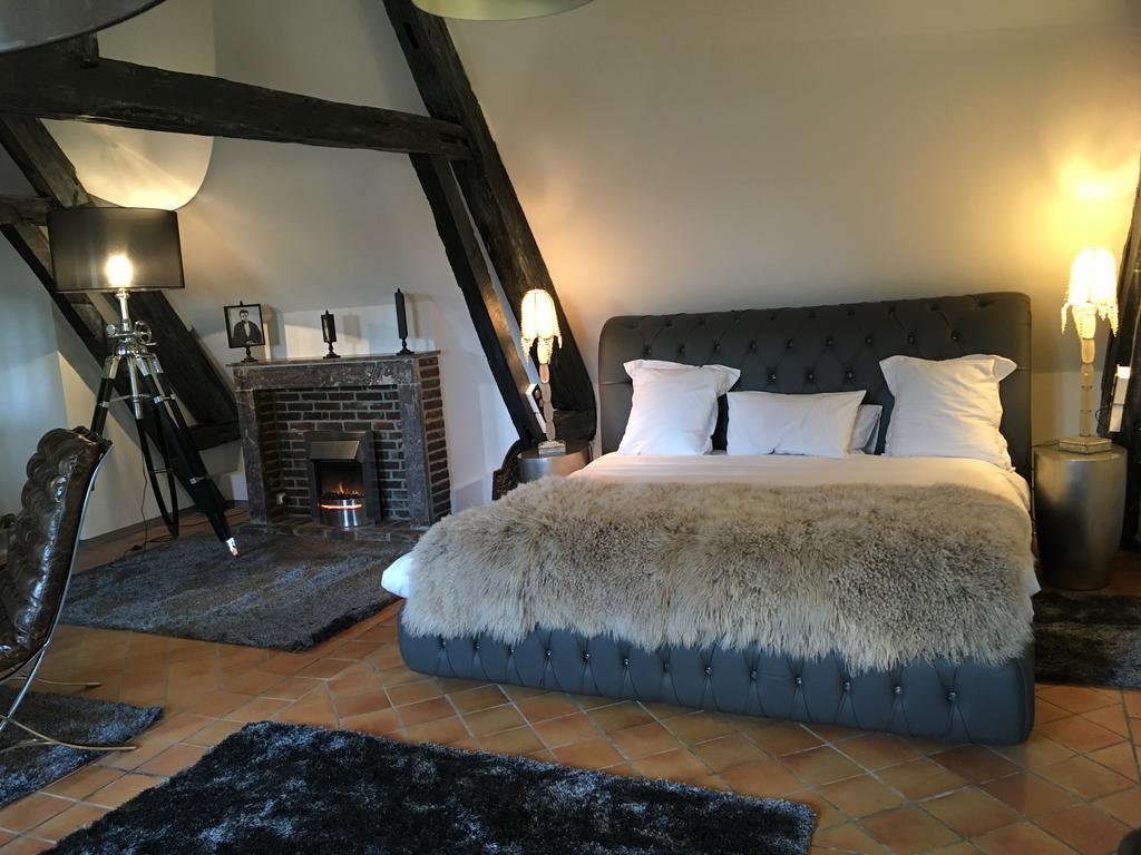 Couette-café Demeure Des Vieux Bains *