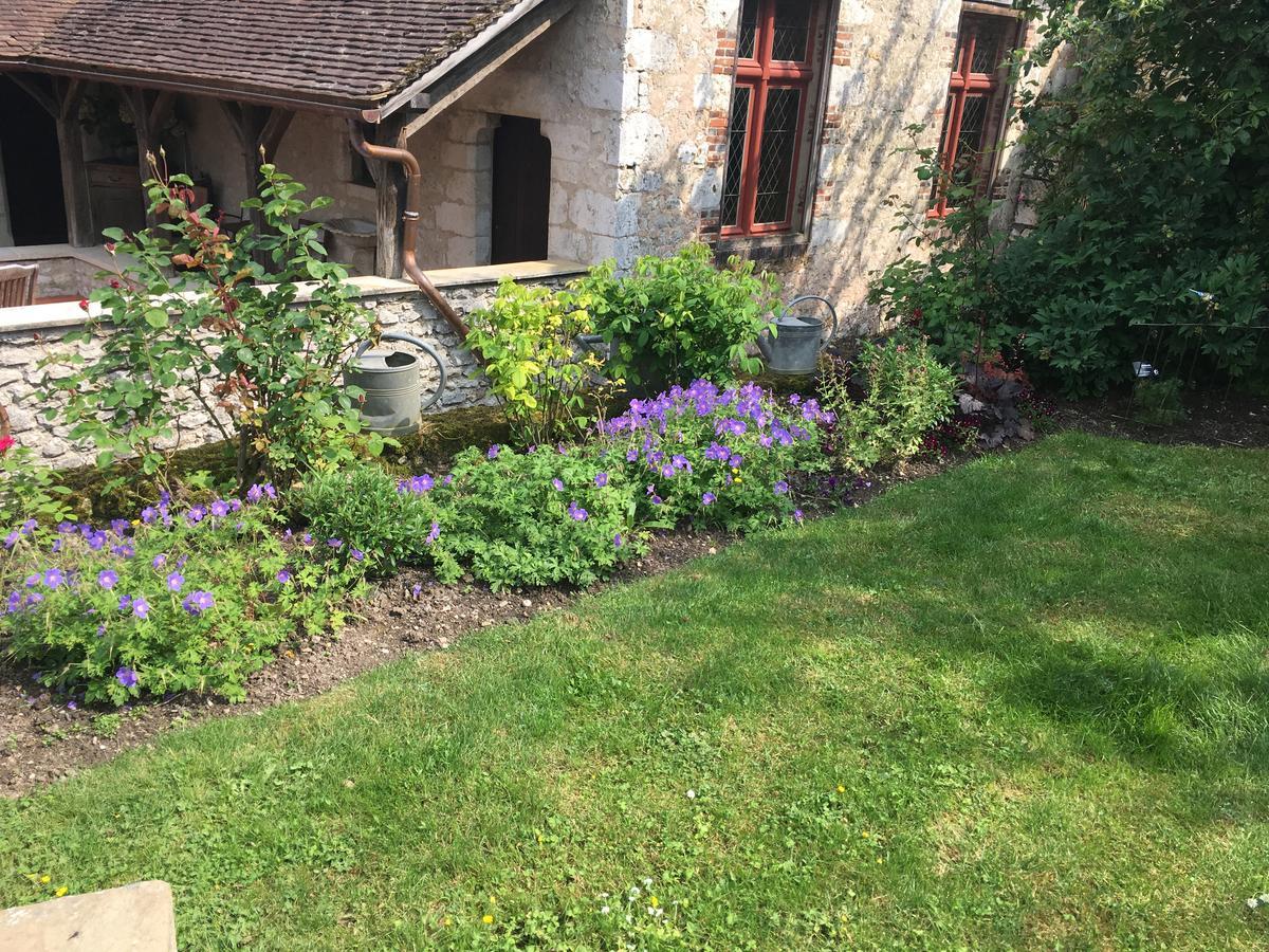 Demeure Des Vieux Bains Bed & Breakfast