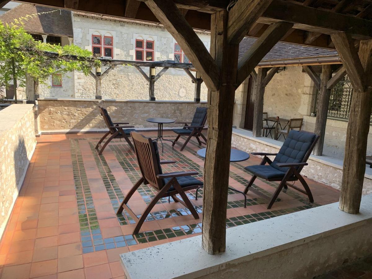 Demeure Des Vieux Bains Bed & Breakfast *
