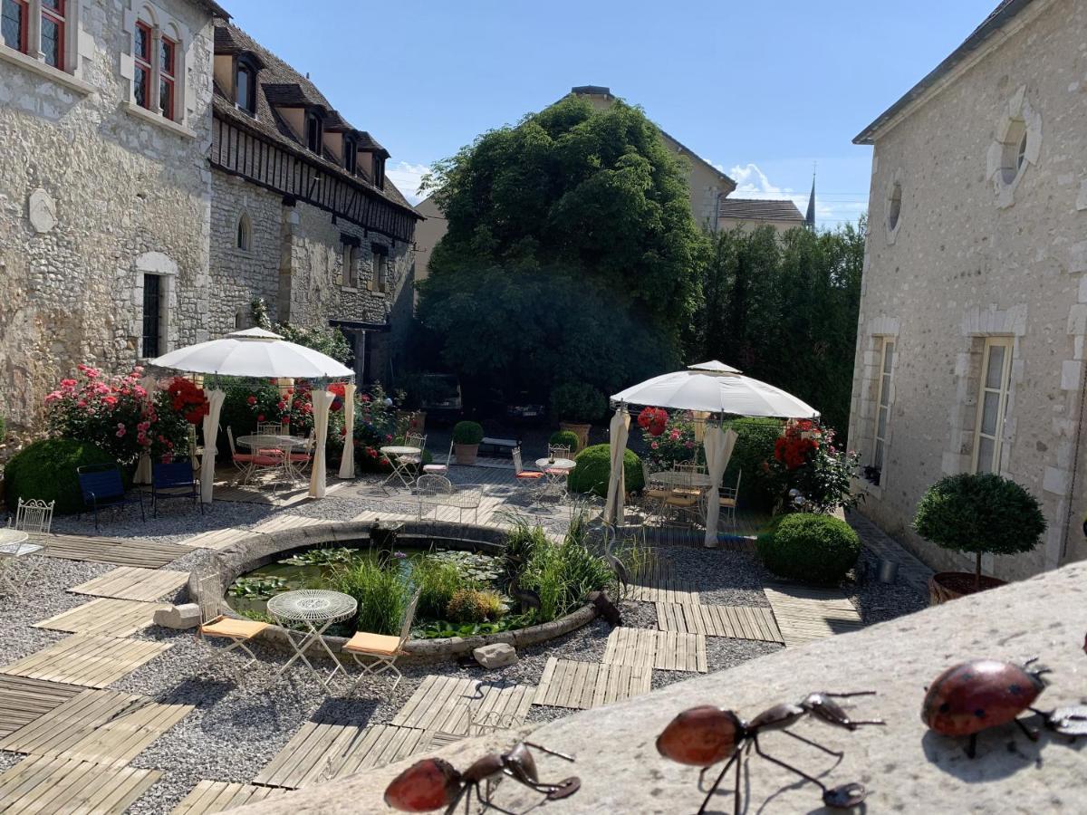 Couette-café Demeure Des Vieux Bains *